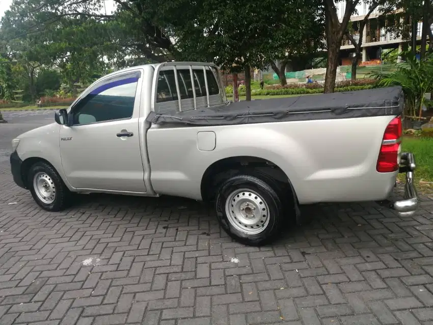 JUAL MOBIL HILUX TH 2014