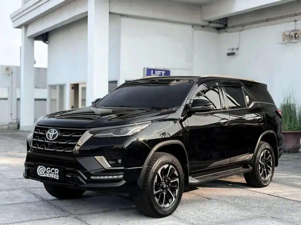 KM LOW 40 RIBUAN RECORD! TOYOTA FORTUNER VRZ 2.8 GR SPORT NIK 2022