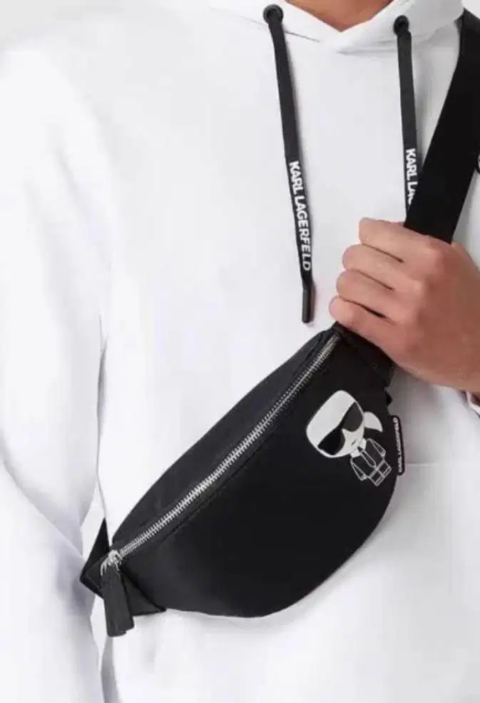 Tas pria Karl Lagerfeld