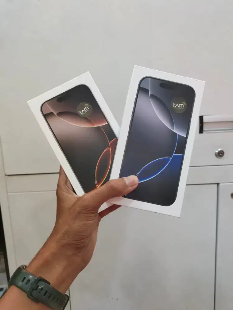 iPhone 16 Pro 128GB iBox