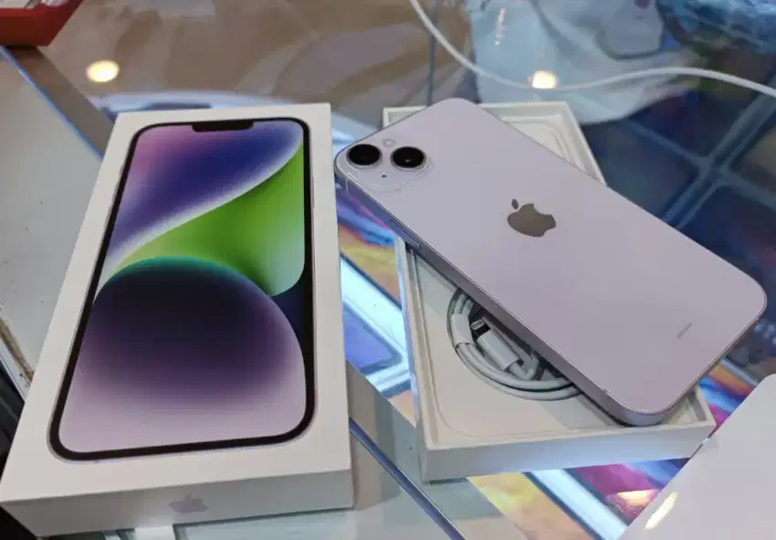 IPhone 14 128GB resmi iBox, cash dan cicilan tanpa kartu kredit