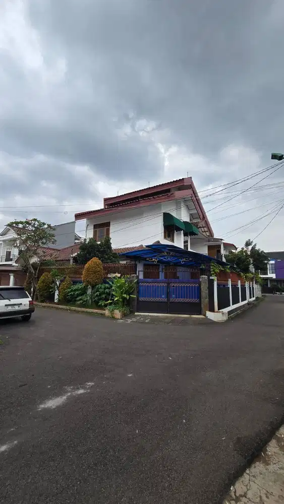 Disewakan rumah 2 lantai luas Diduren sawit,Jakarta Timur