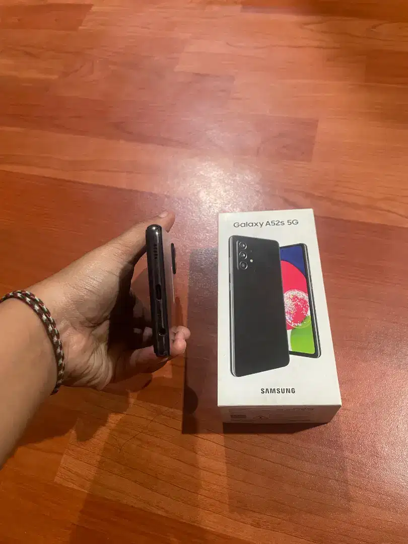 Dijual hape samsunh A52s 8/128