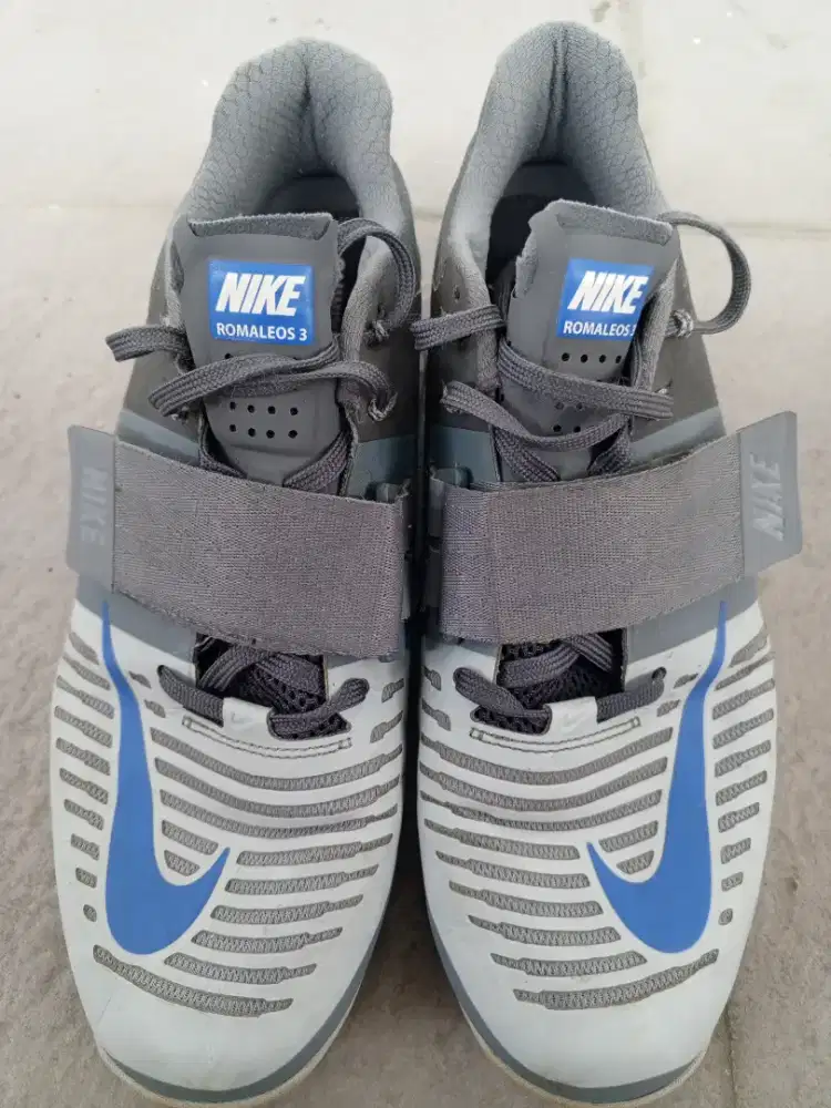 Sepatu Squat Nike Romaleos 3
