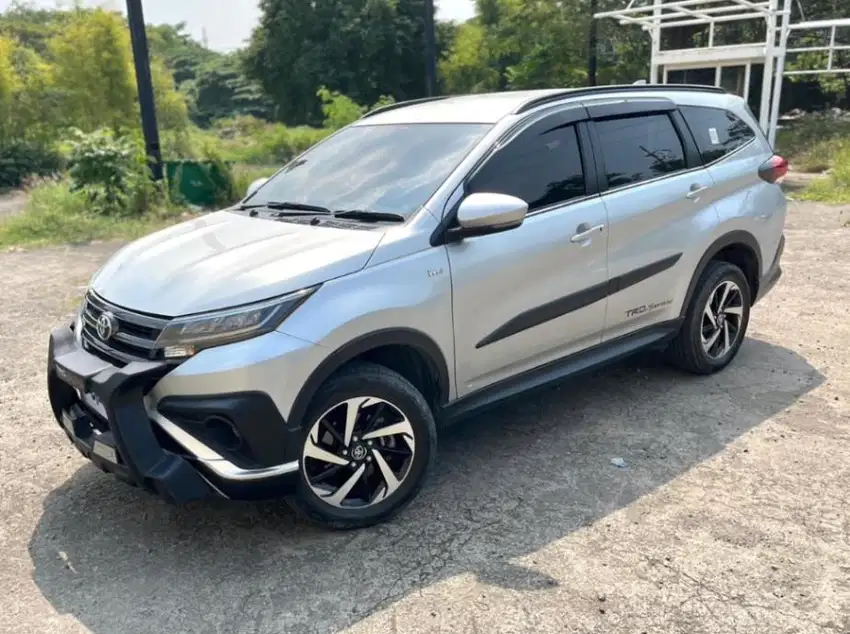 TOYOTA RUSH 1.5 TRD SPORTIVO BENSIN MATIC 2020
