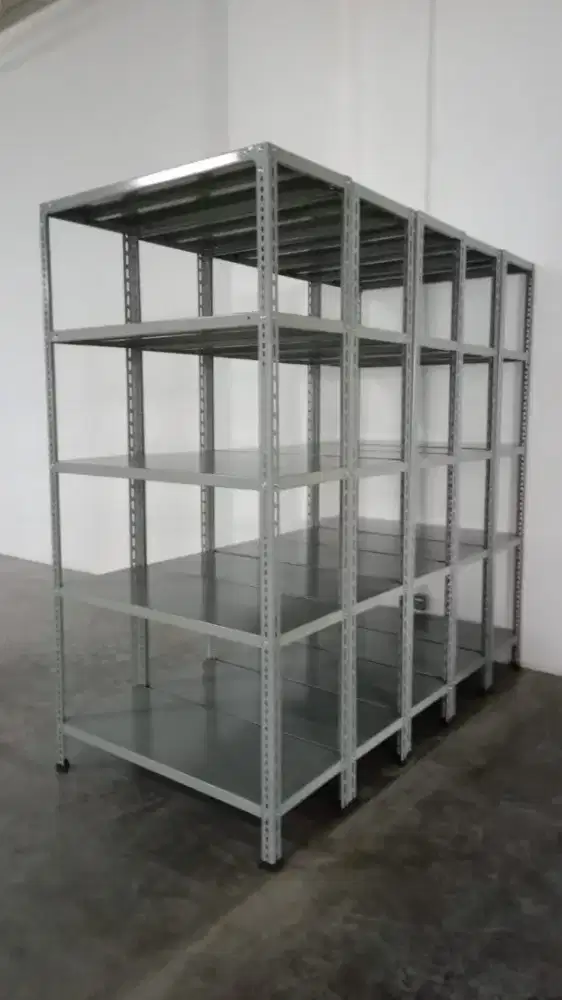 Rak besi Gudang Kantor Usaha