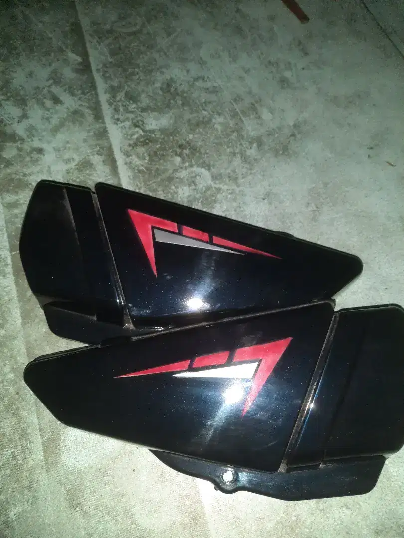 Cover accu RX king hitam