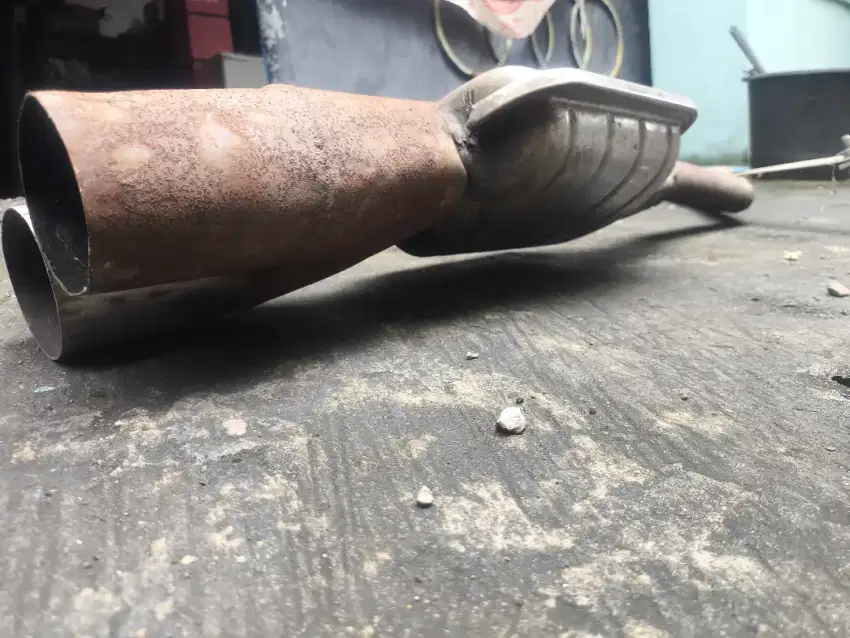 Knalpot brong edisi bekas BMW E30