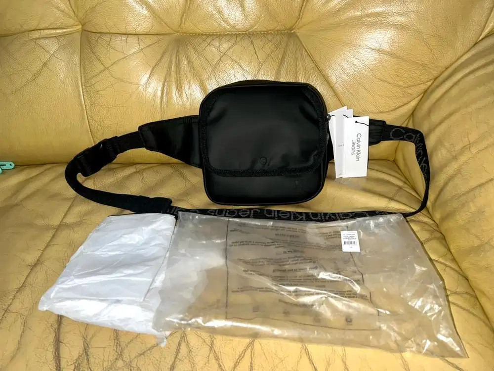 Calvin Klein Jeans Original Waistbag Waist Bag Tas Brand Branded coach