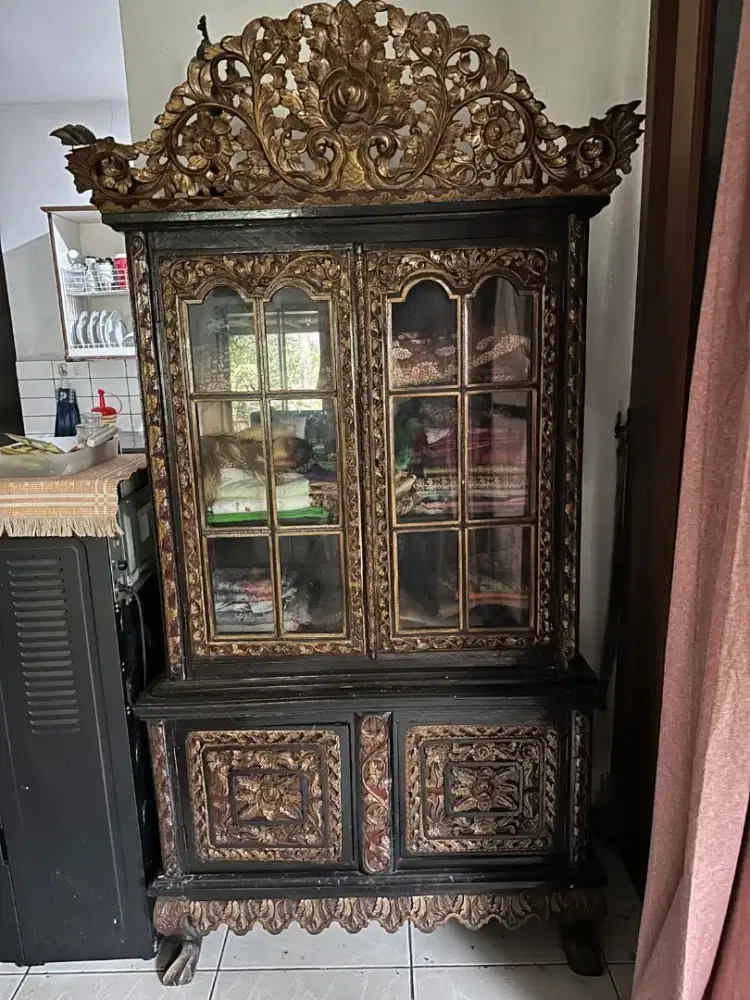 LEMARI UKIRAN KACA PALEMBANG