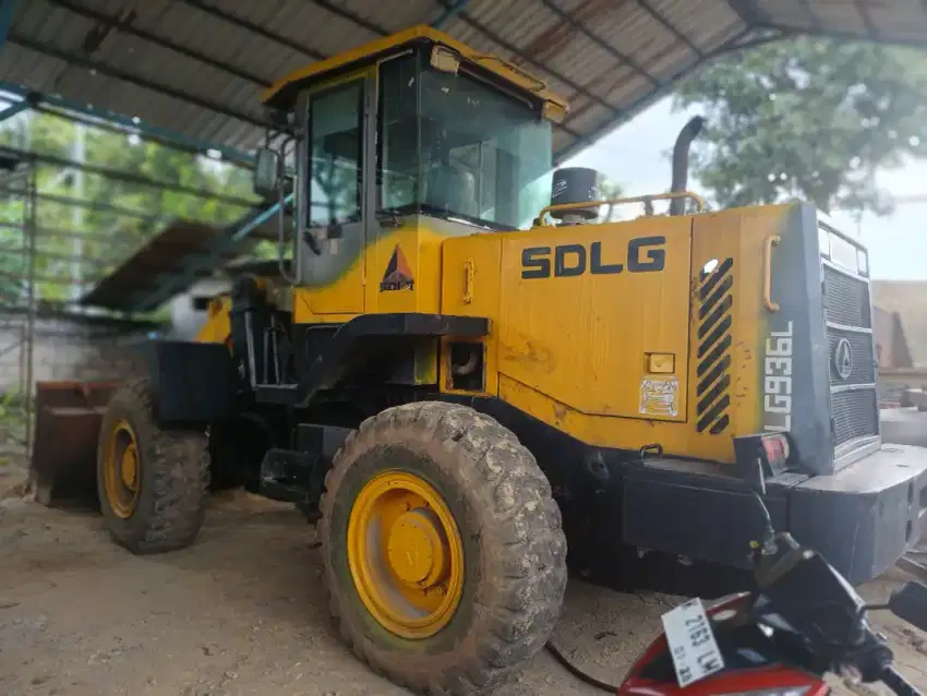 DISEWAKAN 1 UNIT LOADER