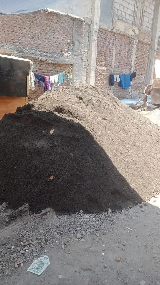 Pasir campur / pasang / plester / cor