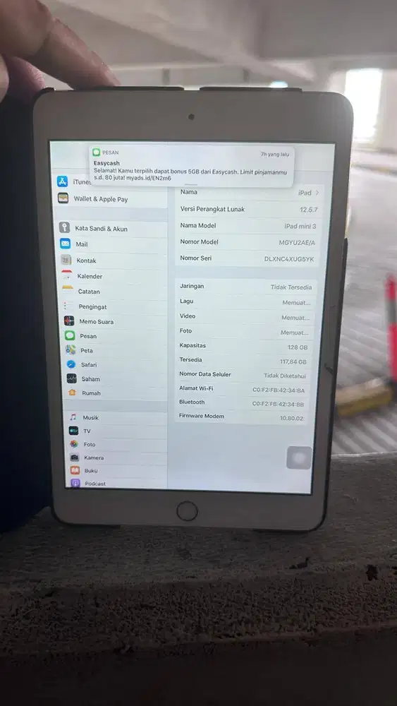 Apple ipad. mini3 kartu 128