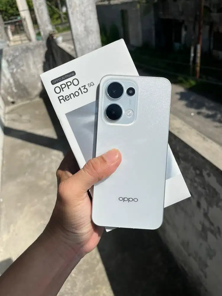 Oppo Reno 13 5G 12/256 Garansi Resmi April 2026