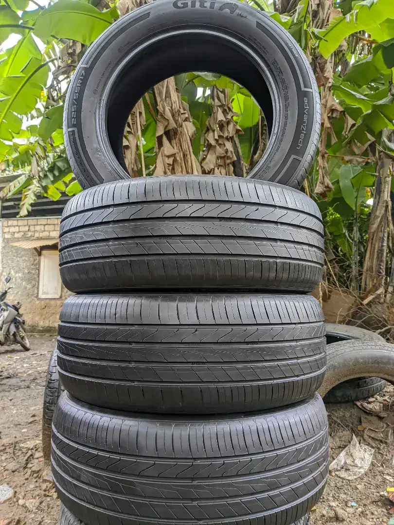 Ban copotan R17 225/55