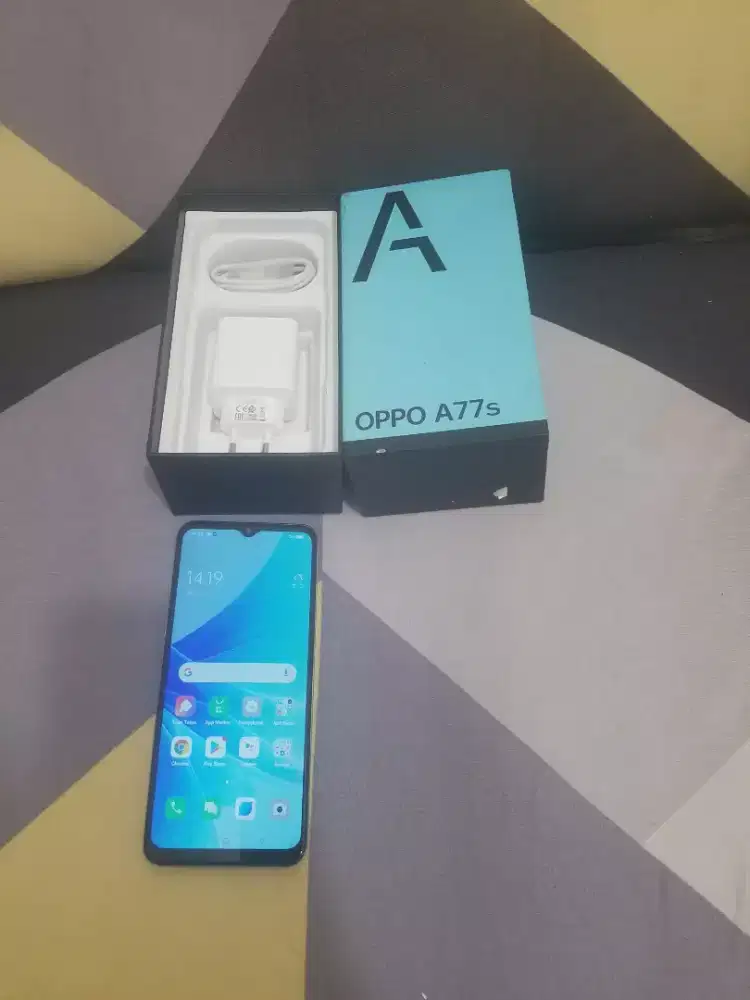 OPPO A77s 8/128GB lengkap, warna kuning