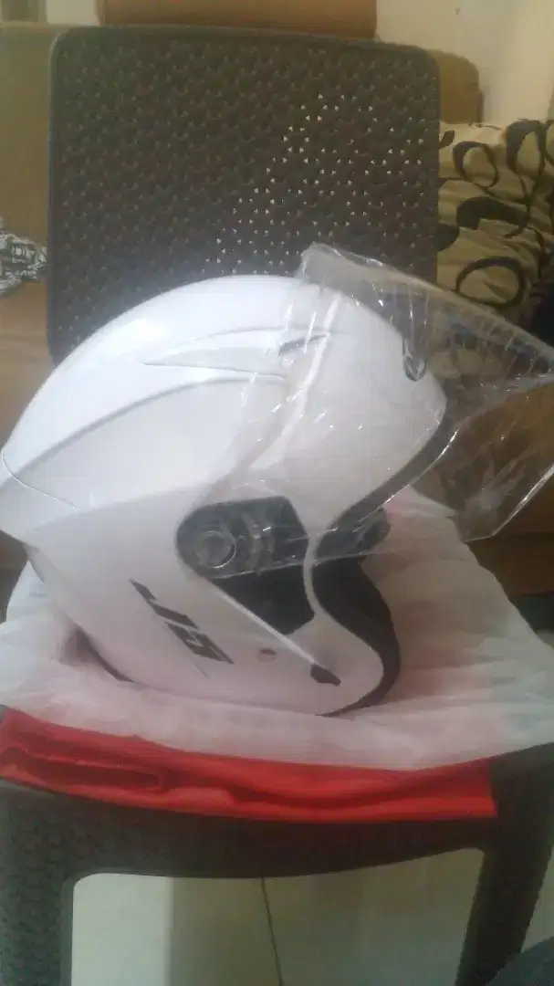 Helm MLA J5 baru