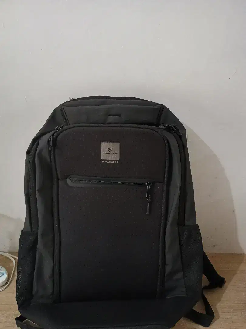 Tas Backpack Ripcurl baru pake 1 kali like new