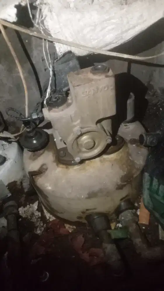 DEDY.TUKANG SERVICE POMPA AIR SANYO SHIMIZU PASANG INSTALASI AIR