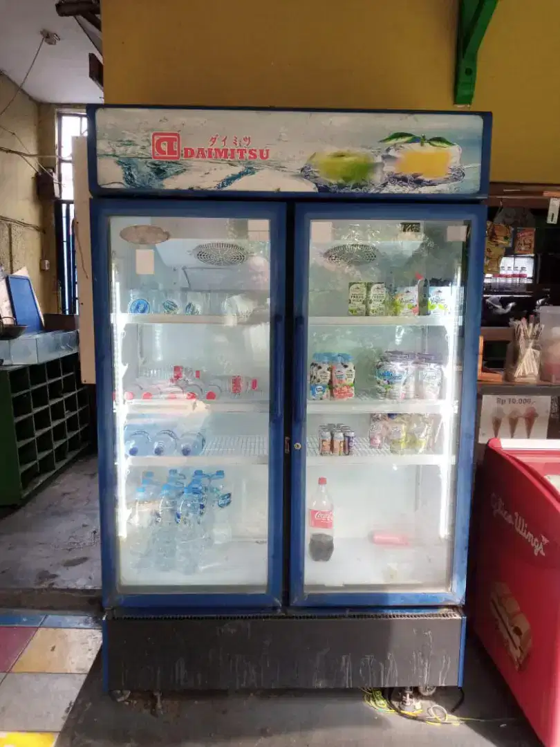 Showcase 2 pintu daimitsu