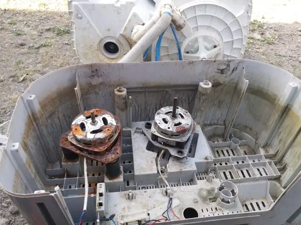 service ac,mesin cuci,kulkas,kipas,magicom,dispenser,setrika dll