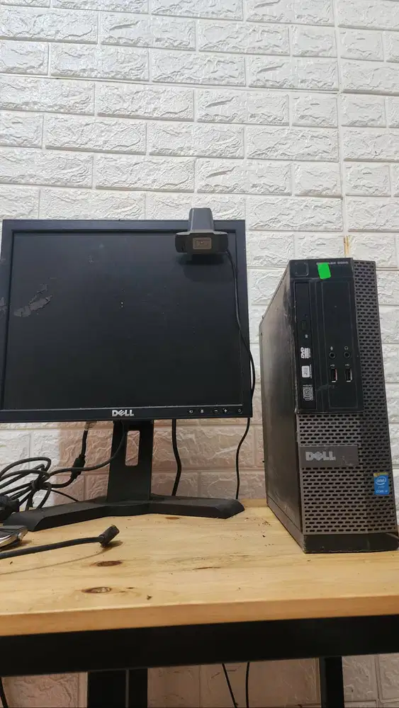 Dell 3020, plus monitor dell