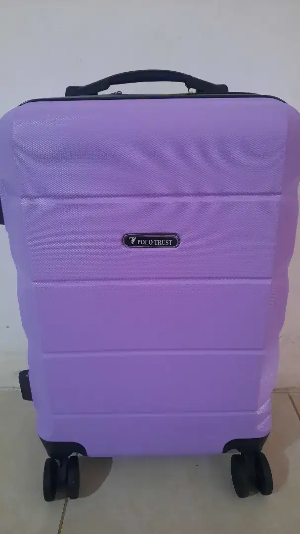 Koper 20 inch ungu
