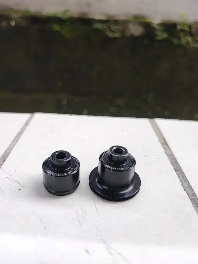 adapter HUB QR sepeda