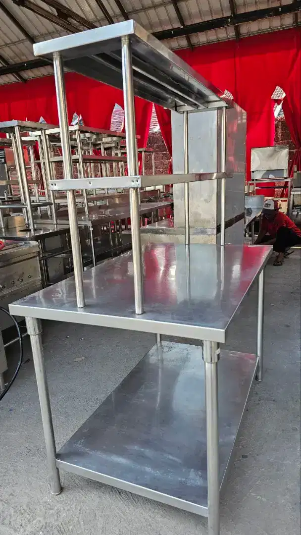 Stainles table with overshelf