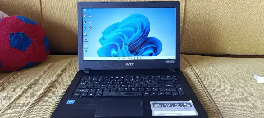 Laptop ACER Aspire 3 (jarang pakai)