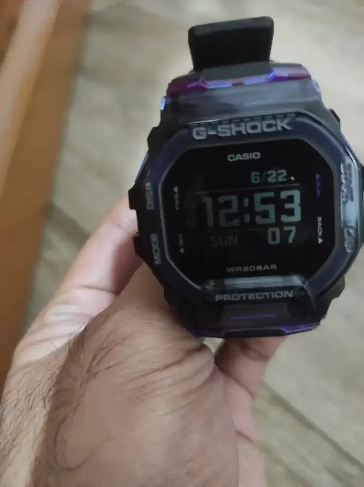 Jan G-Shock purpel