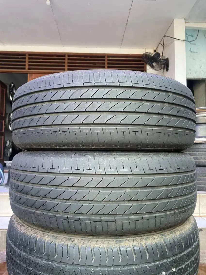 Ban Bridgestone Turanza T005a 205 60 r16 2Pcs