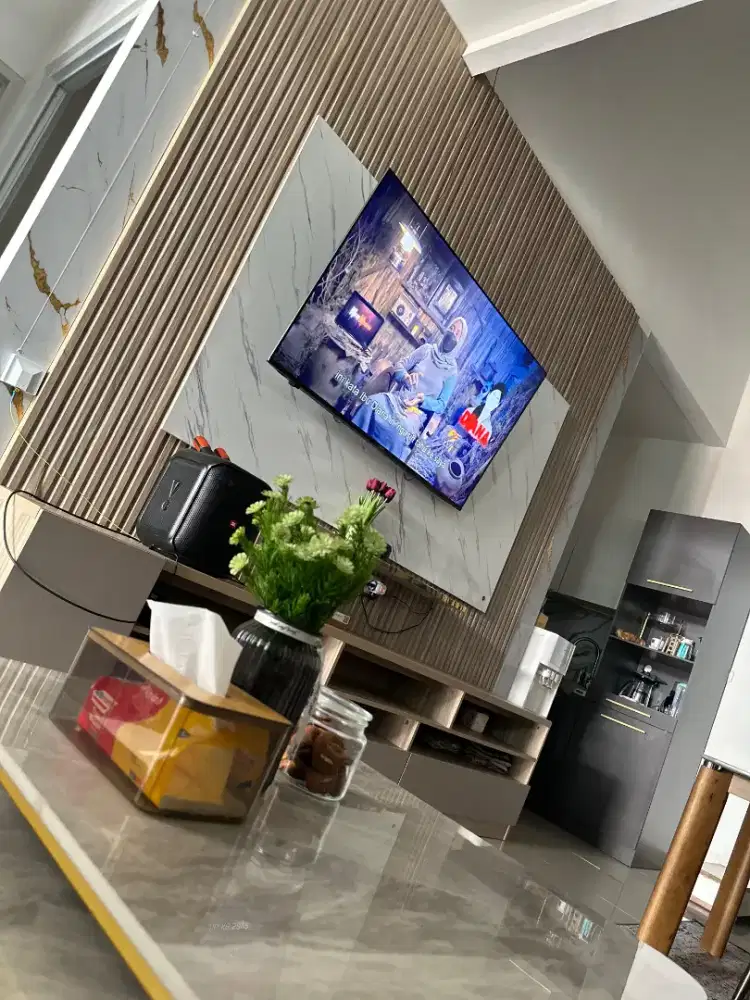 Dicari ART secepatnya yg bisa menginap