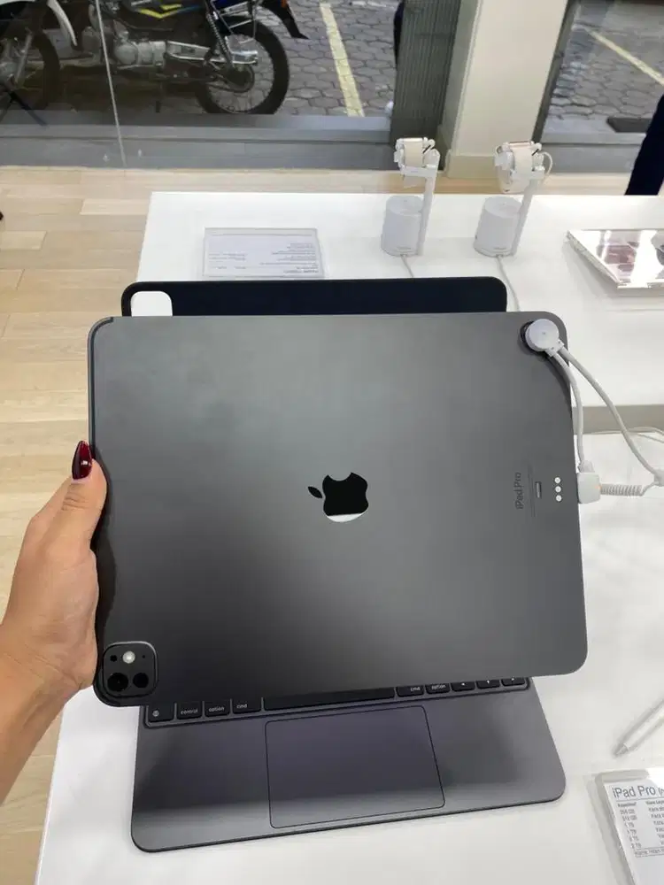 IPAD PRO M4 CICILAN TANPA DP