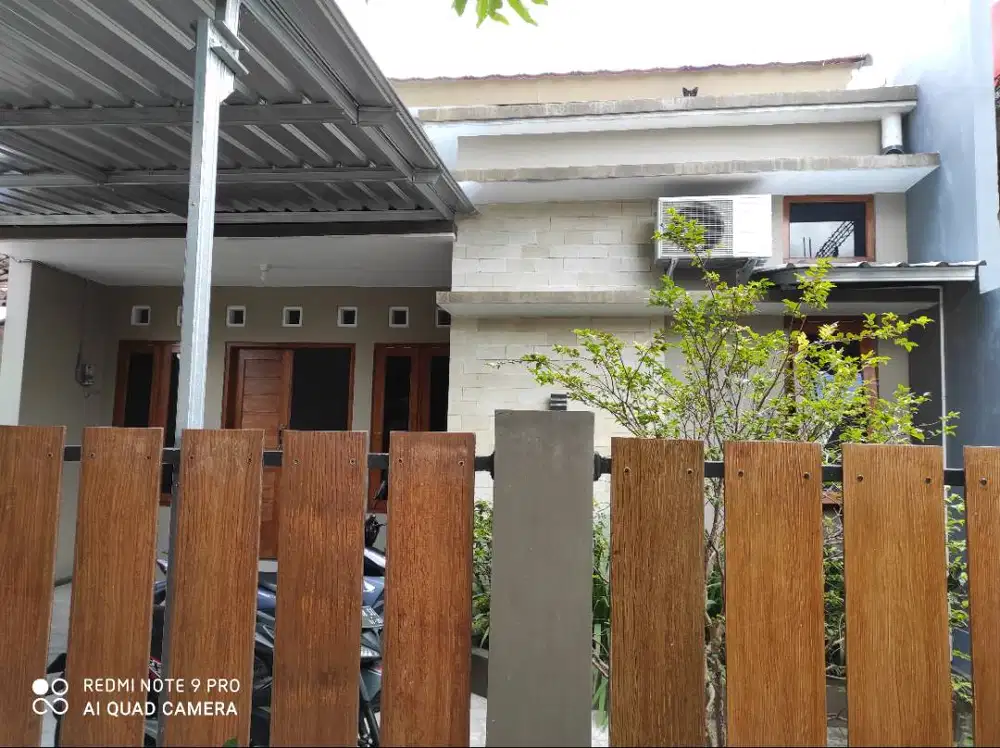 Jual Rumah - 3 KT 1 Kamar Mandi - SHM & IMB