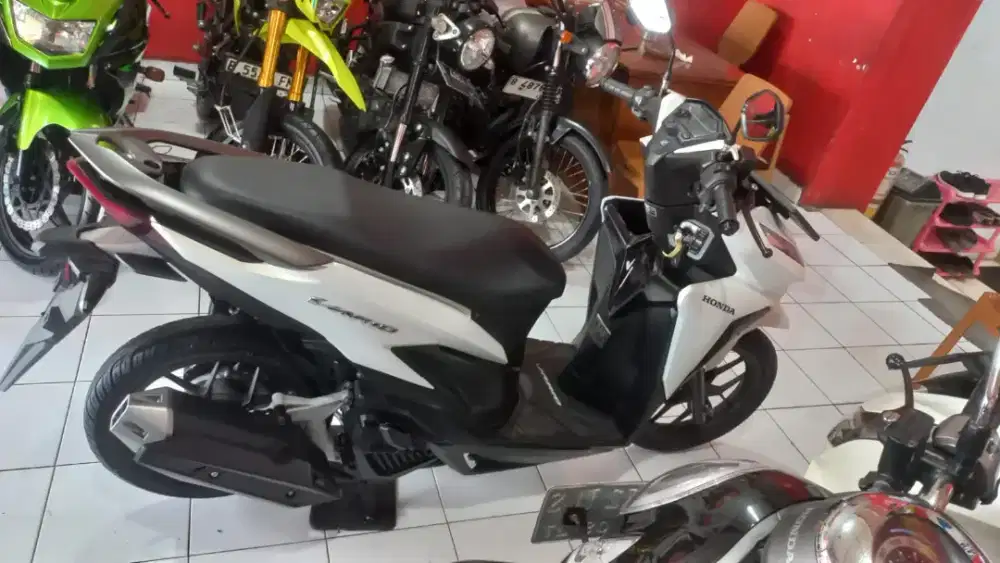 VARIO 125 2021 DP PROMO HANYA 1 JUTA UNIT GRESS PLAT DKI SELATAN