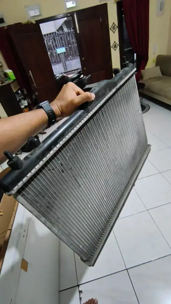 Radiator Nissan Grand Livina 1800