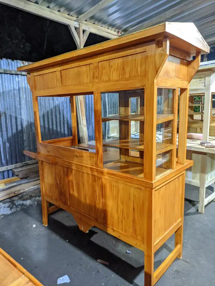 Gerobak bakso, gerobak angkringan, gerobak bubur ayam, gerobak sate