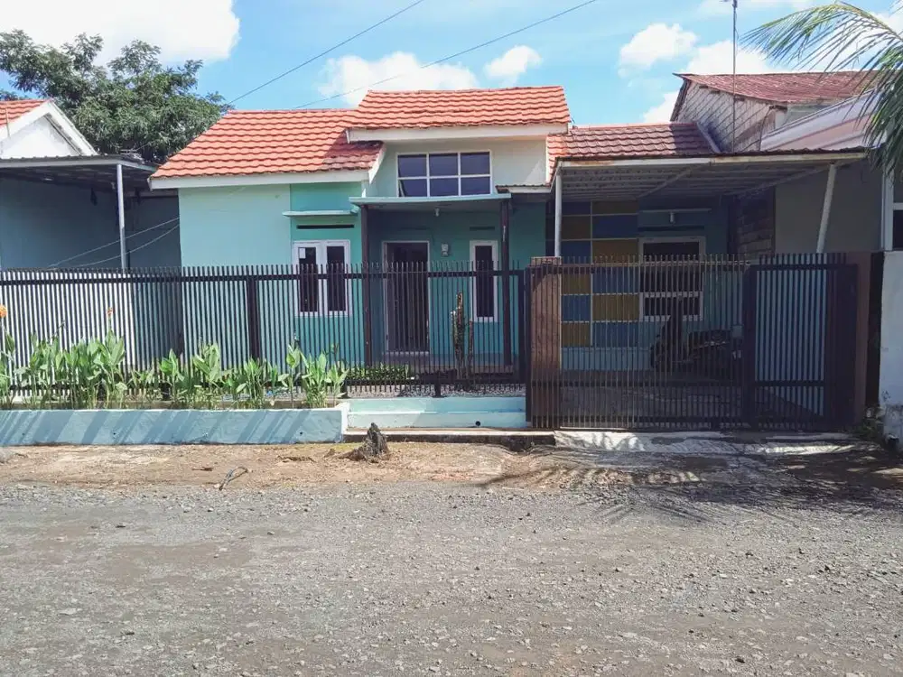 Dijual rumah siap huni