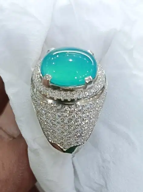 Bacan Doko Kristal Giwang