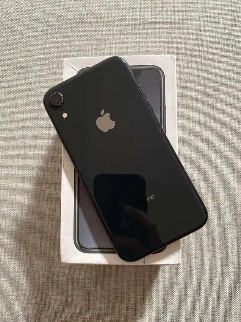 Iphone XR 128GB Black All Operator Fullset Mulus