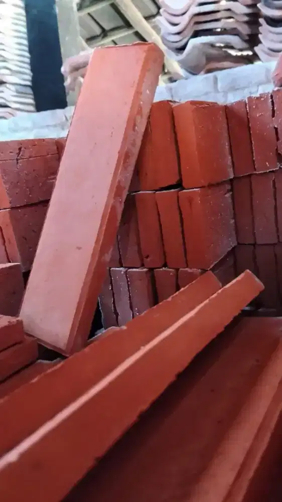 Bata tempel dinding Terakota