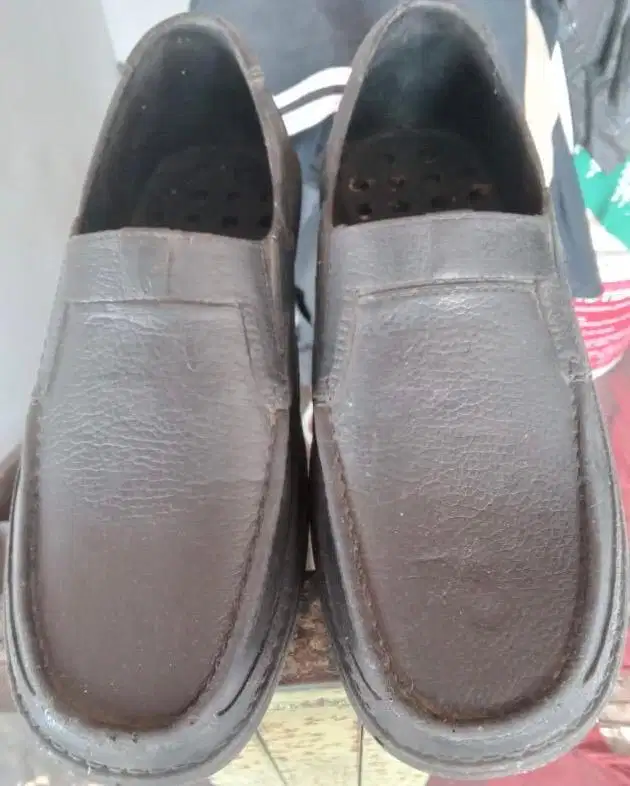 Sepatu Pantofel Karet