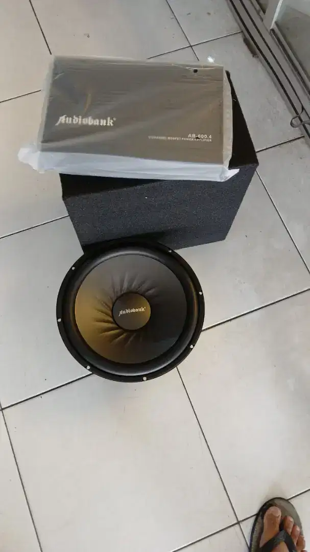 Paket audio mobil merek audiobank,harga siap pasang