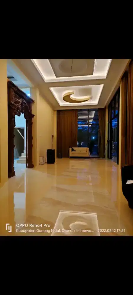 Dijual Cepat Gedung 3lantai 10x18M