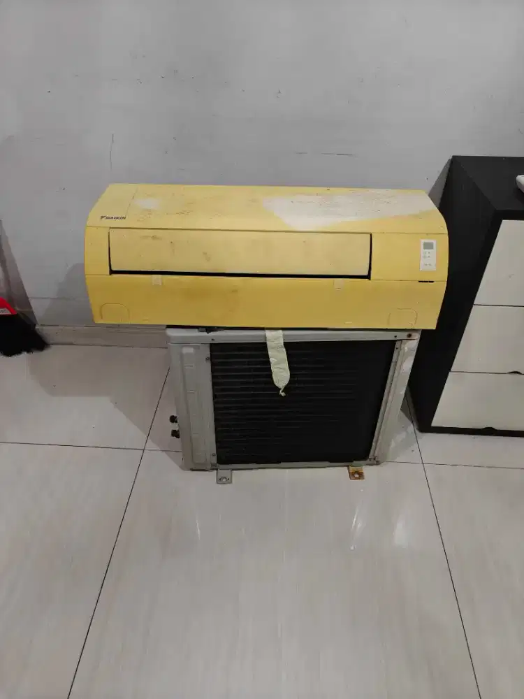 AC Daikin low Watt 1/2pk (harga pas)