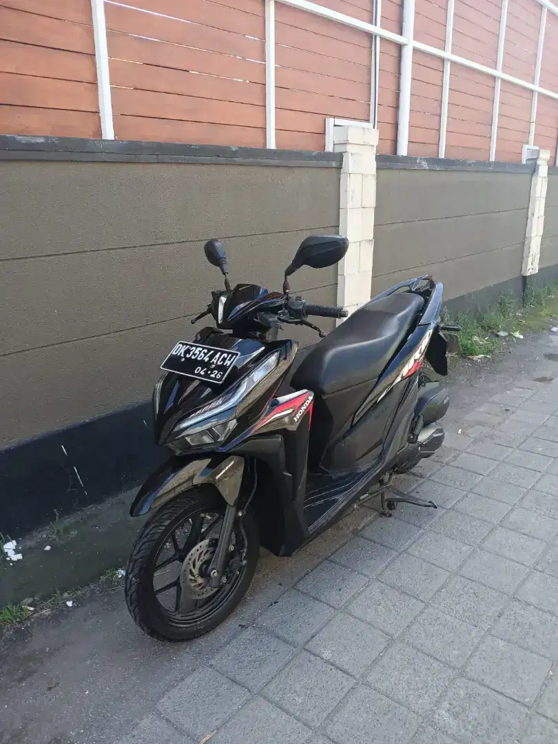 DP 1 JT/ BUNGA MENURUN 2%/ HONDA VARIO TECHNON 125 TAHUN 2021