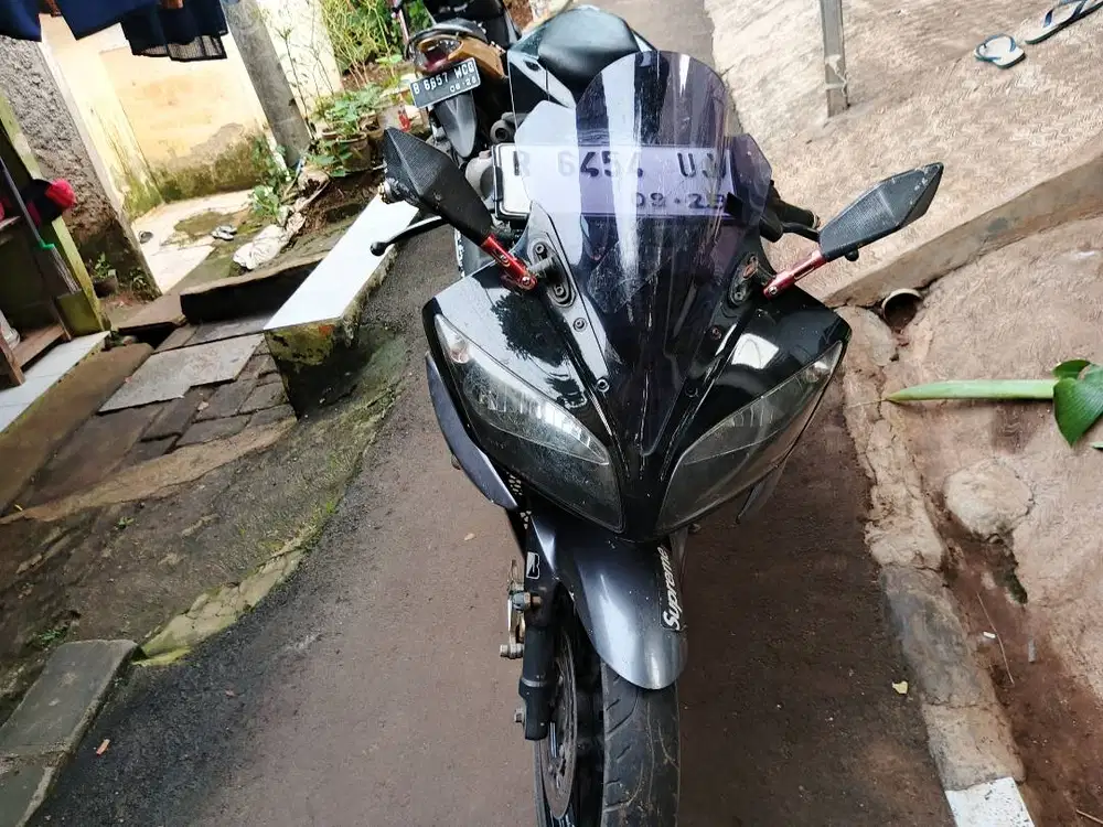 Yamaha R15v2 2014 bekas