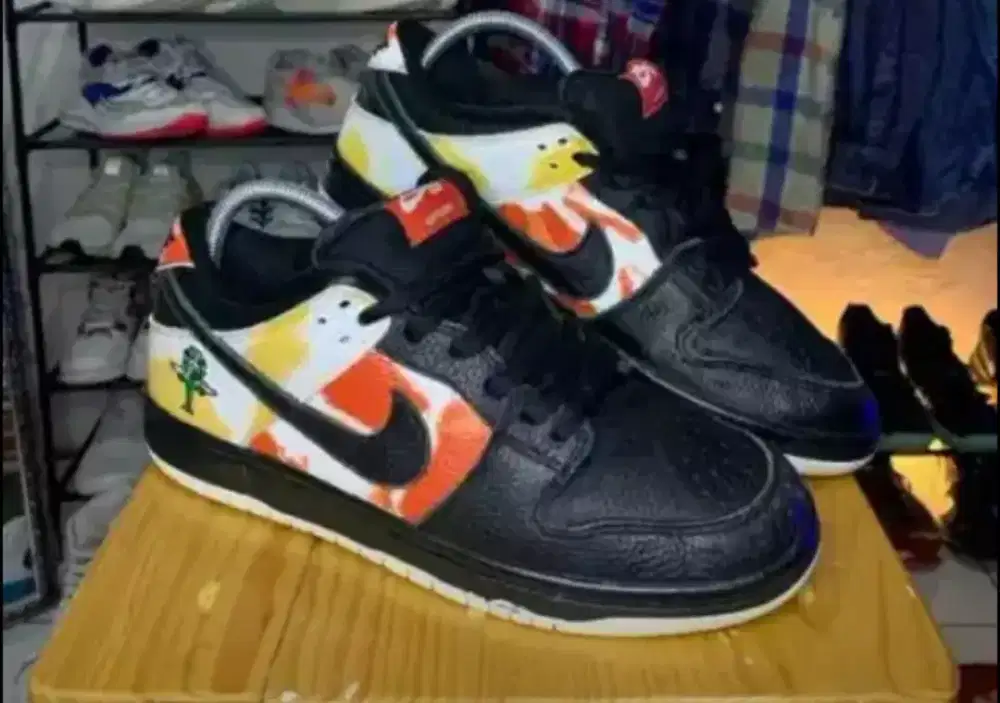 NIKE SB RAYGUNS SIZE 41