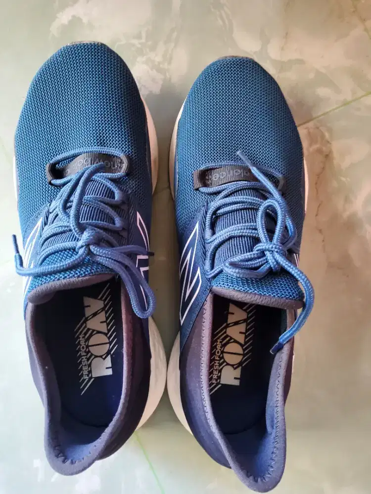 New Balance Fresh Foam Roav
